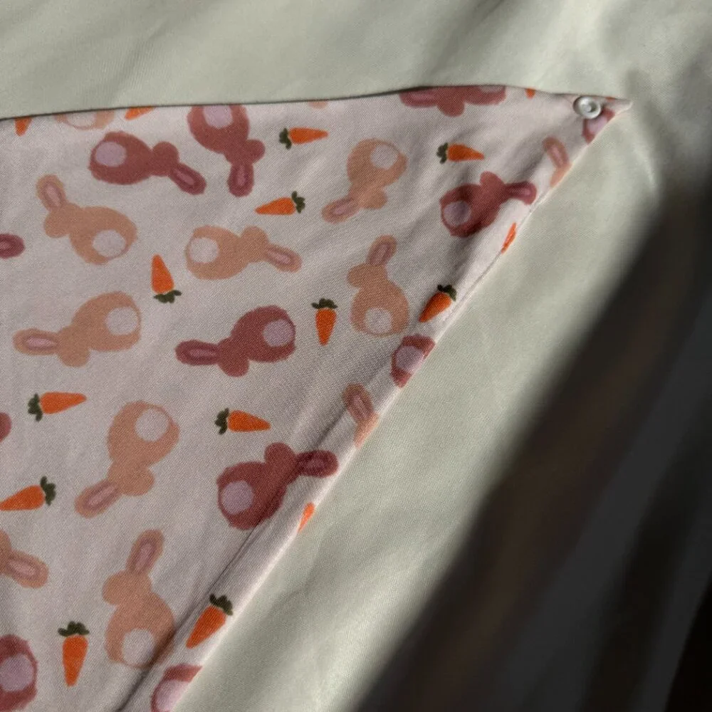 NWT Loic by Design Bunnies & Carrots Pattern Easter Dog Bandana, Light Pink, M